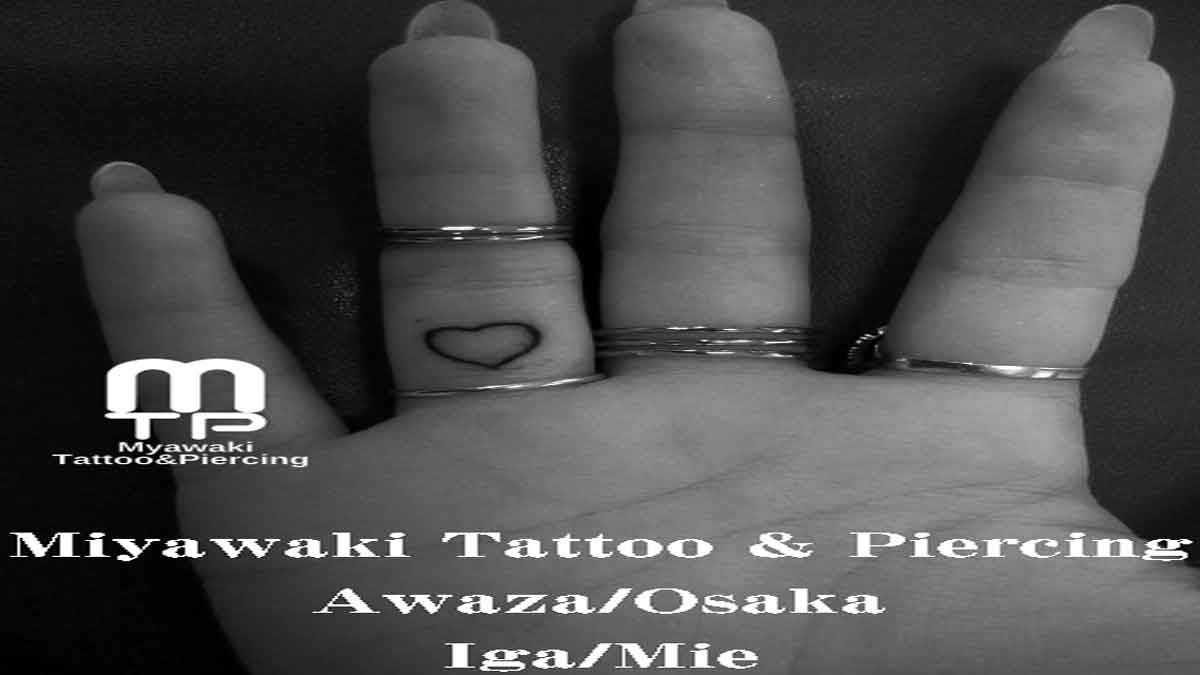 指のタトゥー１ Tattoo Pierce Miyawaki